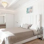 Willa 252 M² Luxury 4 Bedroom House In The Pine-forest Wilno