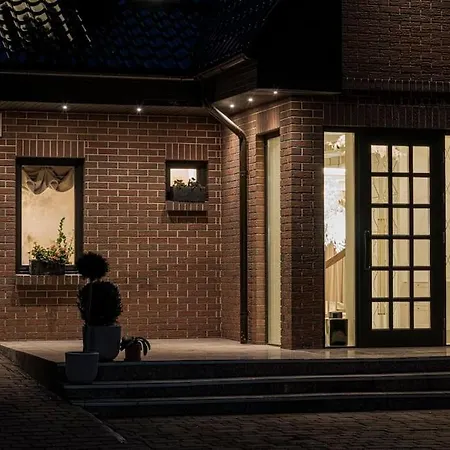 252 M² Luxury 4 Bedroom House In The Pine-forest