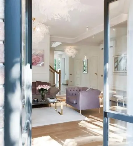 252 M² Luxury 4 Bedroom House In The Pine-forest Βίλνιους