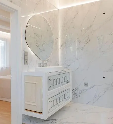 Βίλα 252 M² Luxury 4 Bedroom House In The Pine-forest