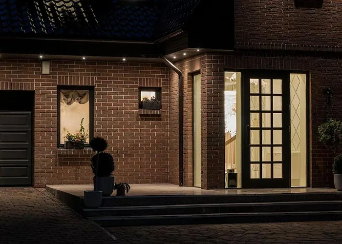 252 M² Luxury 4 Bedroom House In The Pine-forest