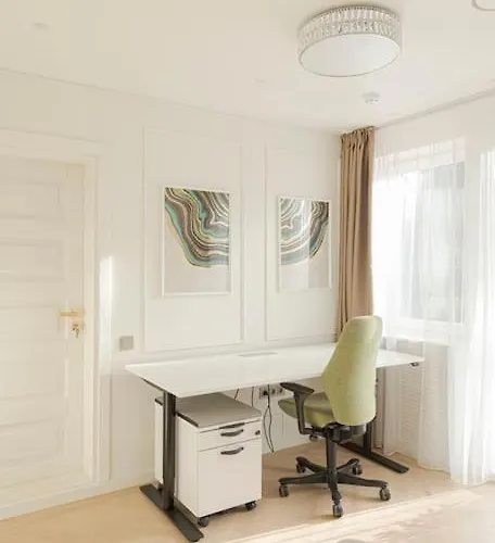 252 M² Luxury 4 Bedroom House In The Pine-forest *