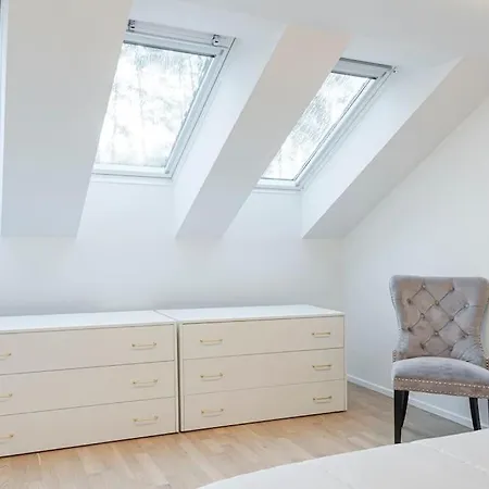 Villa 252 M² Luxury 4 Bedroom House In The Pine-forest Vilnius
