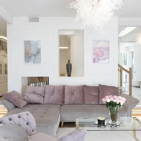 252 M² Luxury 4 Bedroom House In The Pine-forest Villa Vilnius